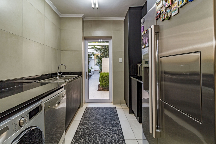 4 Bedroom Property for Sale in De Zalze Winelands Golf Estate Western Cape